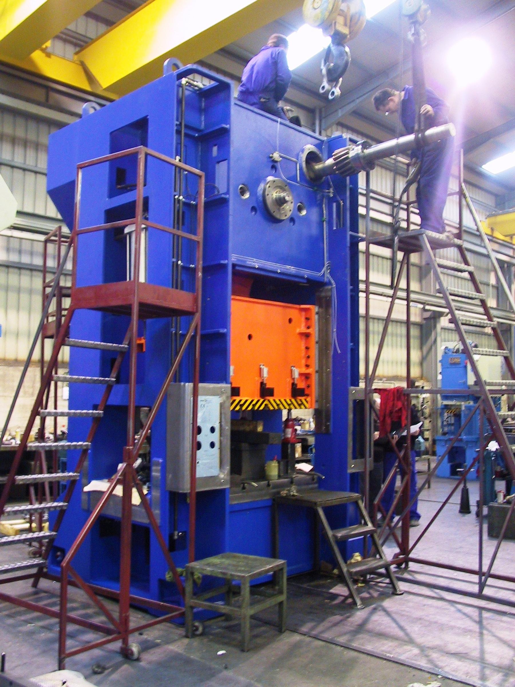 Taller ESNA Maquinaria Industrial Agoncillo La Rioja prensas mecánicas en revisión